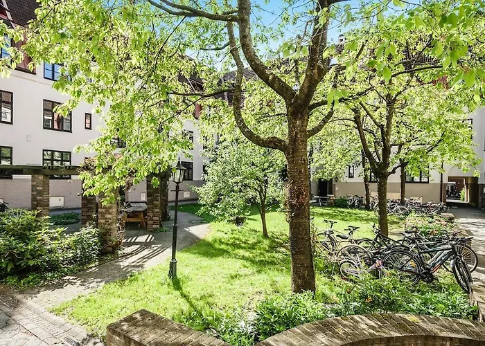 Peaceful Spot In The Centre - Light And Cozy Apartment
