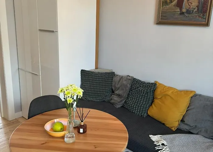 Peaceful Spot In The Centre - Light And Cozy Apartment